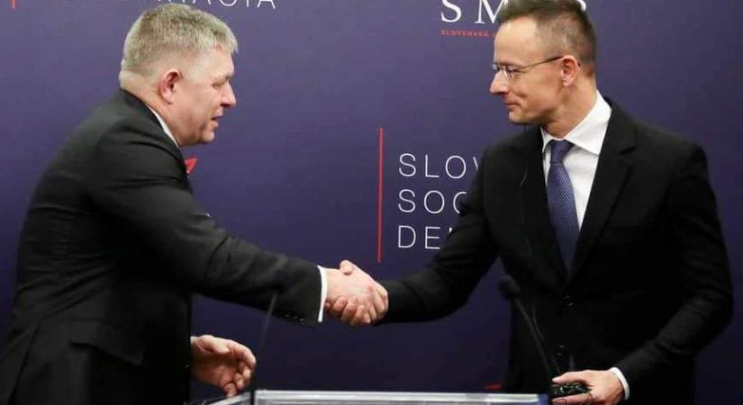 Szijjártó Péter nagyon örül Fico győzelmének