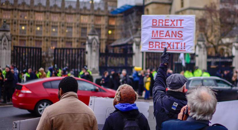 Brexit – Érvénybe lépett Nagy-Britannia és Észak-Írország között a zöld folyosó
