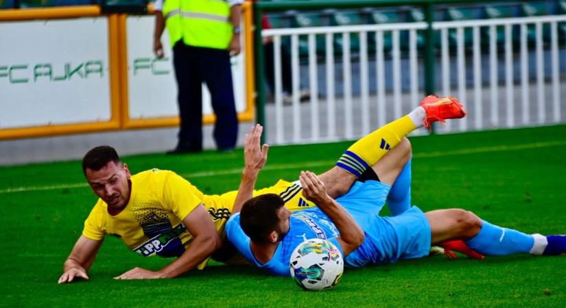 Folytatódott az FC Ajka vesszőfutása, az új edző már a nézőtéren volt?