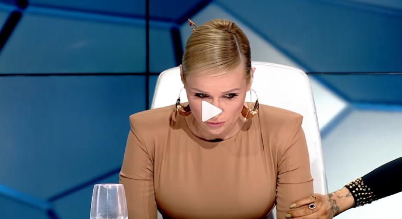 Köllő Babett majdnem padlóra került, elsírta magát a kamerák előtt (videó)