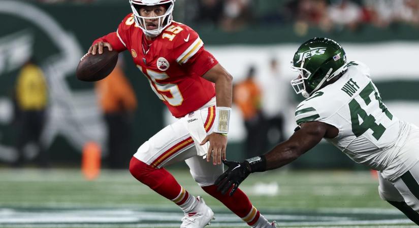 NFL: a Cowboys kiütötte a Patriotsot, New Yorkban nyert a címvédő Chiefs