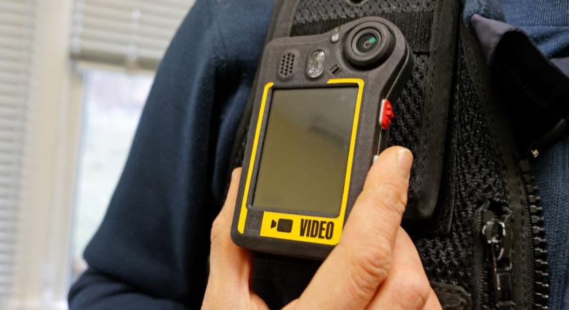 Index: testkamerával szerelik fel a rendőröket Budapesten