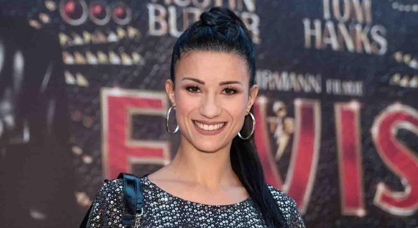 Széphalmi Juliska elárulta szakítása okát: hiba volt kollégával kikezdeni