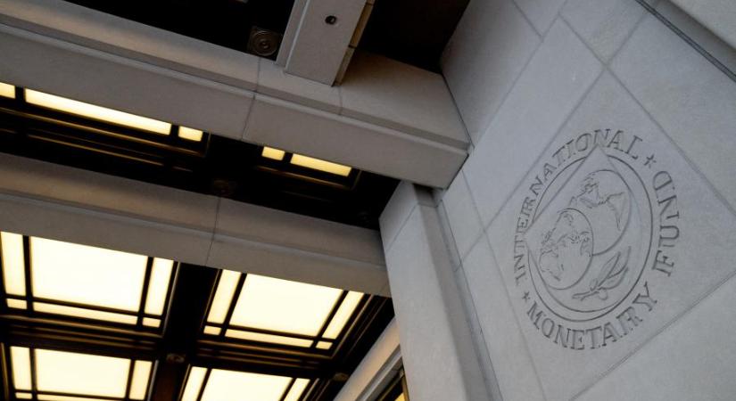 Ukrajna az év végéig megkaphatja az IMF-hitel újabb, 900 millió dolláros részletét