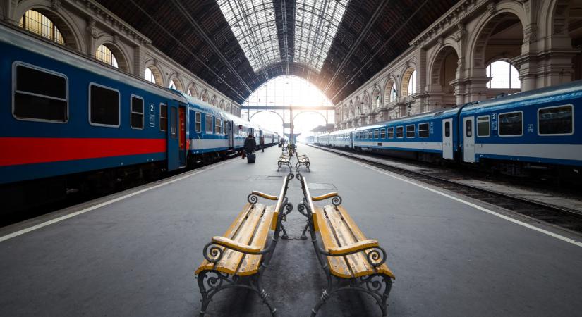 Óriási káosz a MÁV-nál: bosszankodhatnak az utasok, rengeteg átszállással juthatnak el Pestre