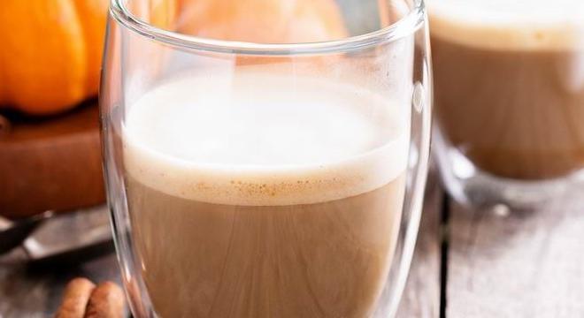 Pumpkin Spice Latte egészségesebben, minimális kalóriával