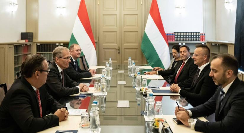 Szijjártó kihagyta a kijevi uniós külügyi csúcsot