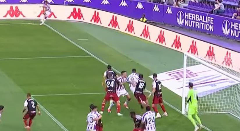 Szögletből lőtt káprázatos gólt Ronaldo csapata - videó