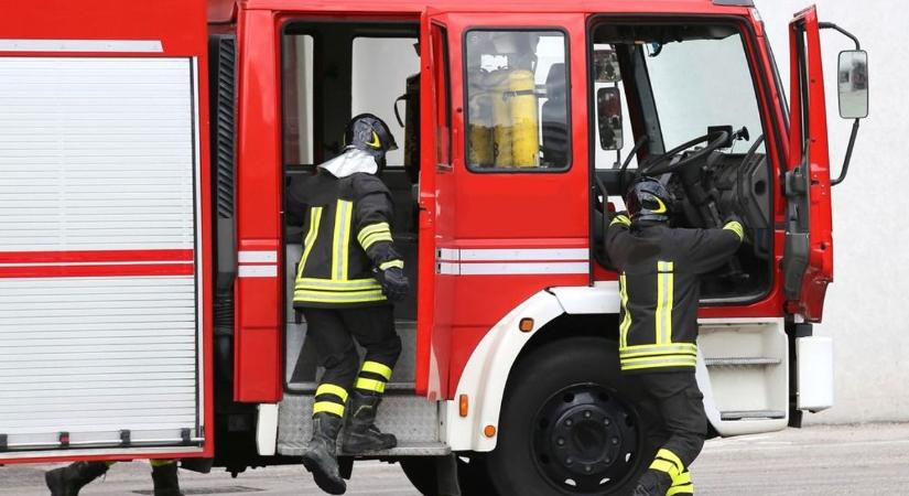 Napraforgó égett egy kombájn tartályában Hajdúböszörménynél