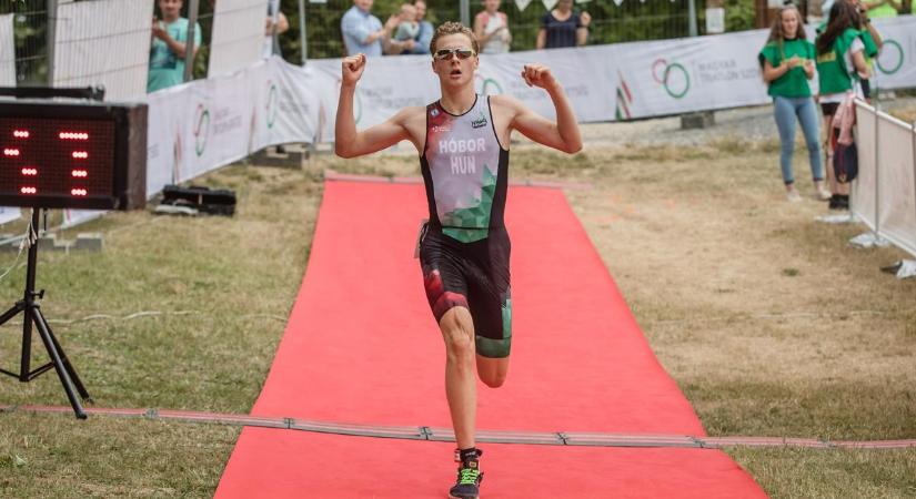 Triatlon: összességében jó idényt zártak az utánpótláskorú férfiak