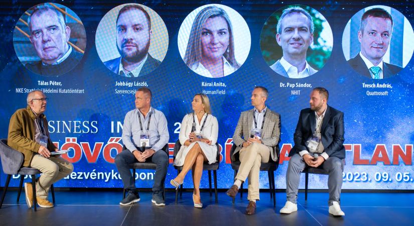 Helyünk a világban panelbeszélgetés – ITBUSINESS Inside 2023
