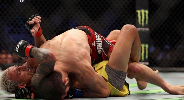 Volkanovski szerint Makhachev legyőzné Oliveirát egy jiu-jitsu mérkőzésen