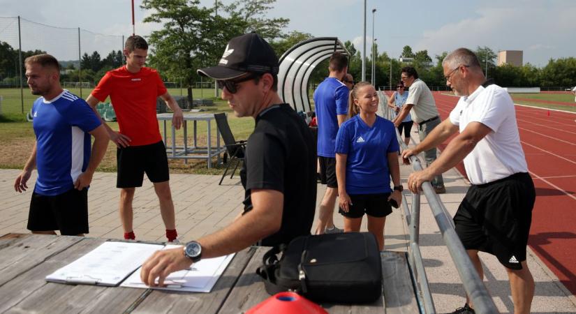 „Olyan kifejezések röpködtek, amik egy kocsmai verekedés előtt szoktak elhangozni”