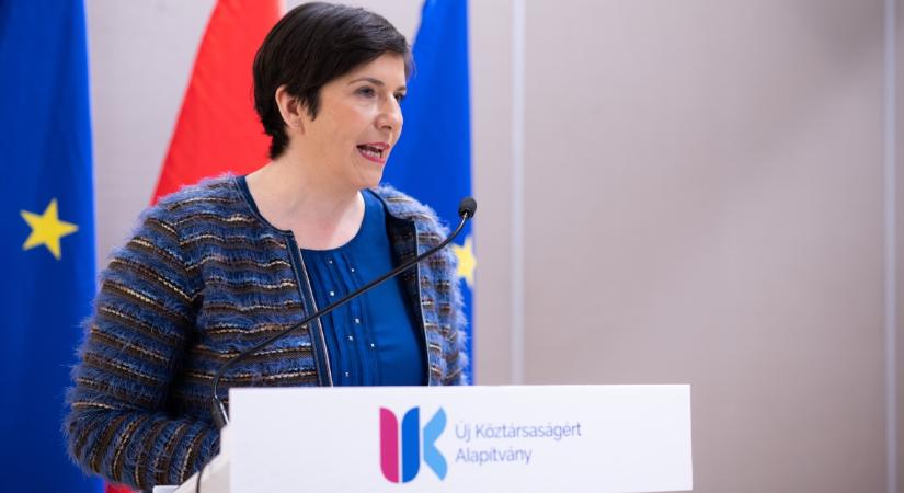 Dobrev Klára vastapsot kapott az EP-ben: Karikó Katalinról beszélt