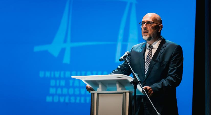 Kelemen Hunor: a Művészeti Egyetem a kreativitás és a sokoldalú művészeti képzés békés szigete