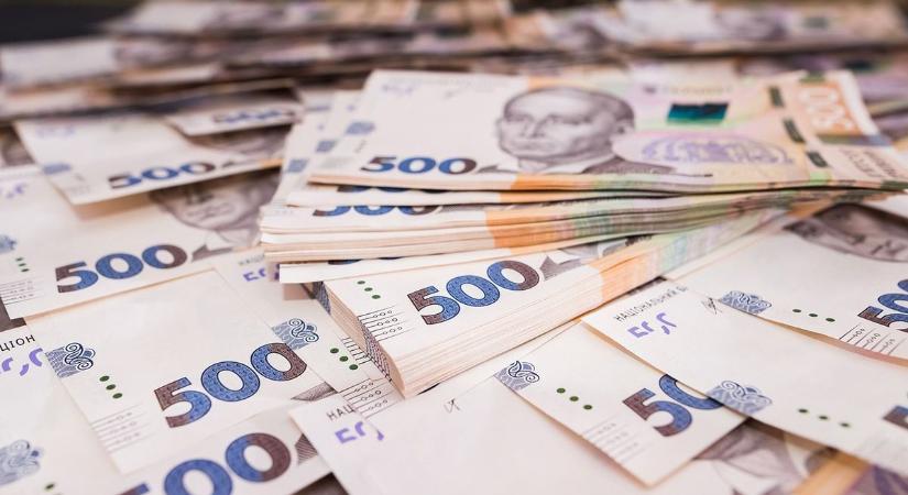 Elengedi a hrivnya egyik kezét az ukrán jegybank