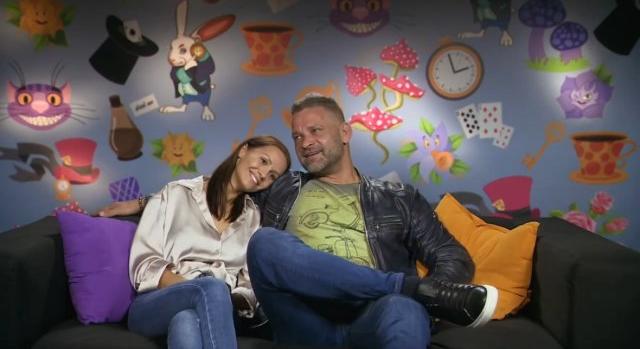 „Kaptam az ő személyében egy új családot” – Joe két hónap után kérte meg szerelme kezét