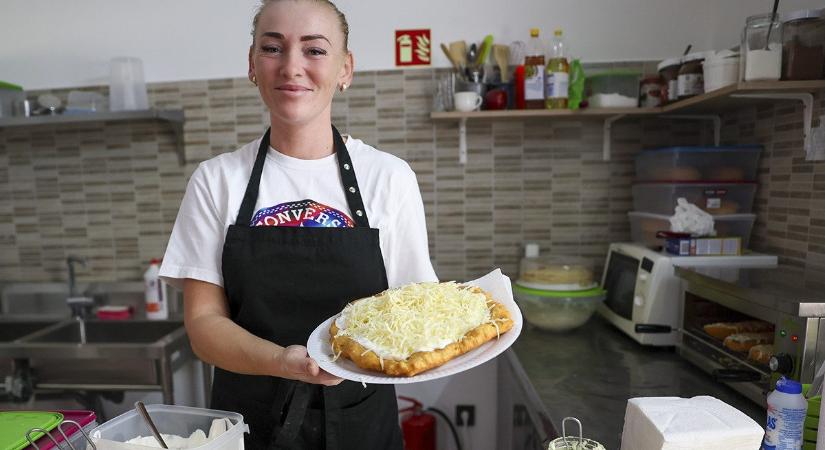 Az igazi Forró lángos Győr szívében készül