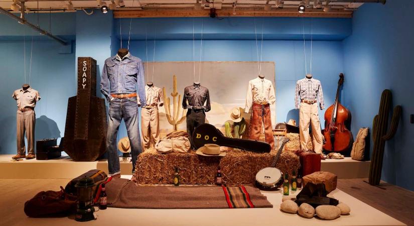 Zseniális kiállítás nyílt Wes Anderson új mozifilmjéről