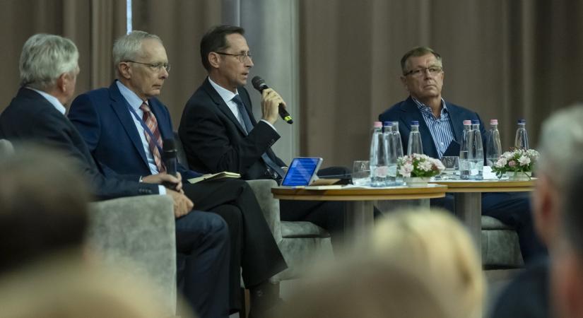 Bod Péter Ákos: Erősebb érdekütközések, keményebb hang – kommentár a gazdaságpolitikai csatározásokhoz