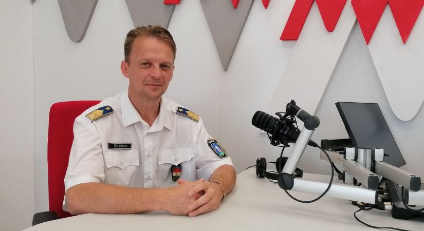 Zaklatás az iskolában? Bűnözők az interneten? – íme a nógrádi zsaruk tanácsai (podcast)