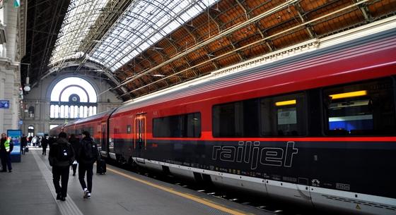 Nyolcszáz magyar fiatal nyerhet újra ingyenes európai vonatbérletet