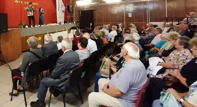 Idősek világnapi rendezvény Perkátán