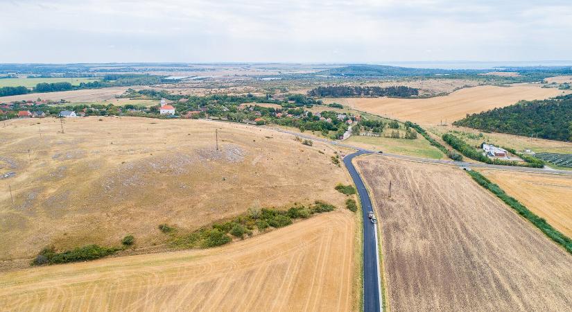 Sokkal gyorsabban juthatunk majd el a Bakonyból a Balatonra