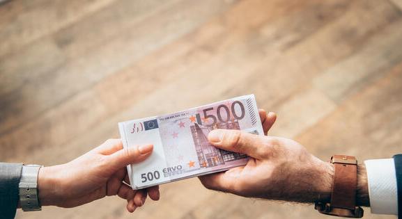 Már a versenyszférában is elégedetlenek a dolgozók anyagi helyzetükkel