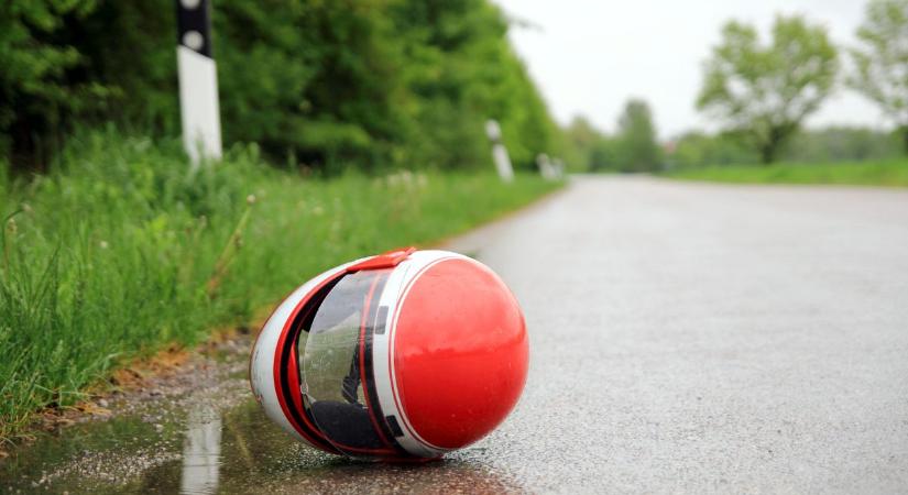 Elesett és megsérült egy motoros hétfőn este a 86-os főúton Szombathelynél