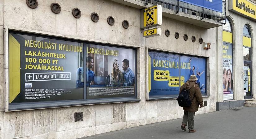 Kiszakadt a hitelzsák a nyár végén