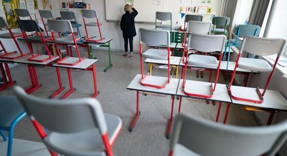 Státusztörvény: a Nemzeti Pedagógus kar elnöke szerint ennyien mondhattak fel