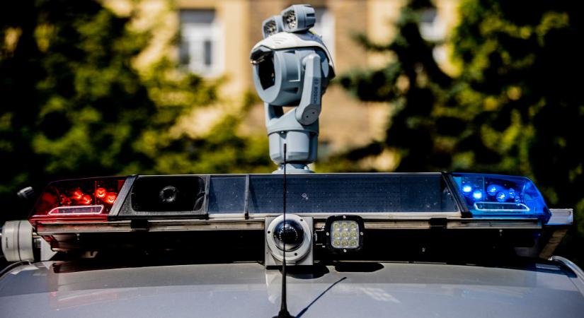Elképesztő dolgot fedeztek fel a rendőrök az esztergomi robbantó kertjében