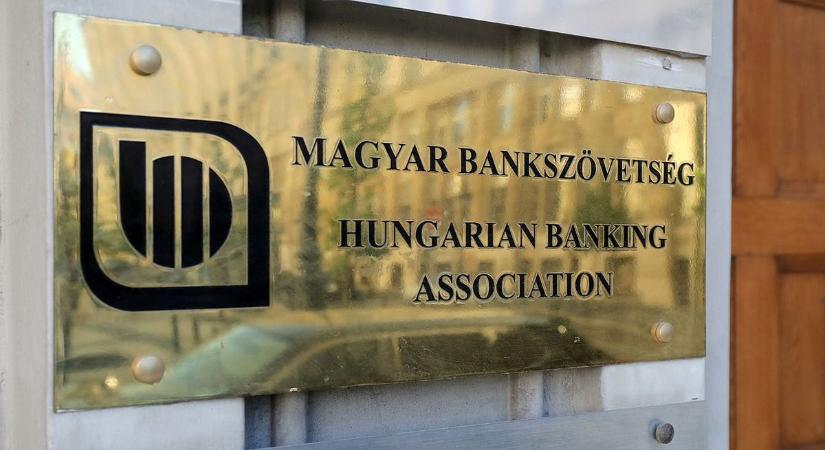 Reagált a bankszövetség: támogatja a legújabb kamatplafon bevezetését a bankoknál