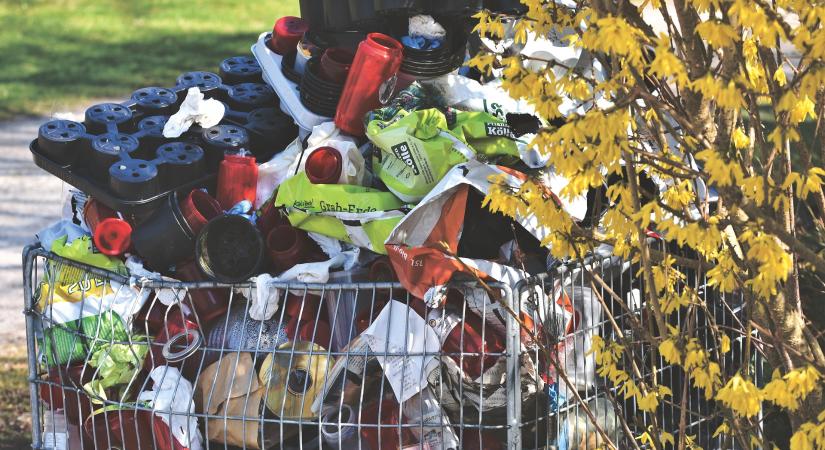 Hetvenegy tonna külföldi hulladékot akart elhelyezni, vádat emeltek ellene