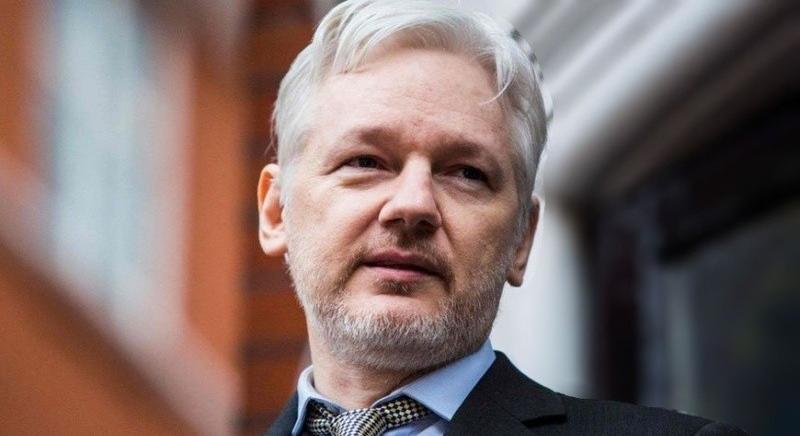 A Wikileaks bebörtönzött vezetője, Assange már 9 évvel ezelőtt látta a Bitcoin jelentőségét