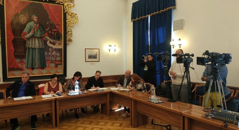Ünneplik az egri vár napját és a bikavért is