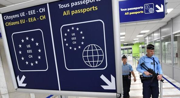 Az Európai Bizottság is aggódik a lengyel korrupciós botrány miatt