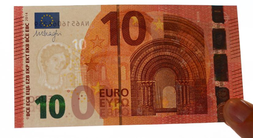 Orbán ellenzi, az EP a tervezettnél is nagyobbat emelne az EU költségvetésén
