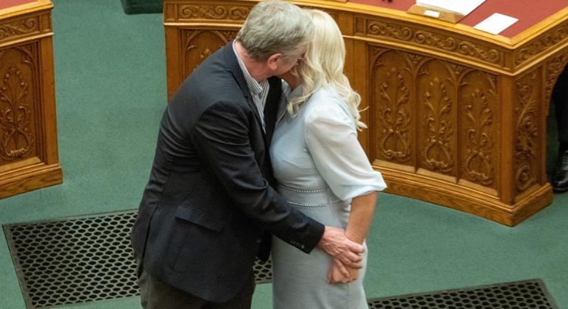 Magánéleti változás miatt változtatott nevet a DK politikusa