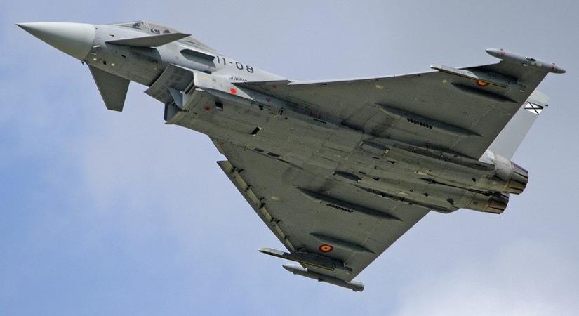 Błaszczak: Nagy-Britannia áthelyezte a Typhoon vadászgépeket Lengyelországba