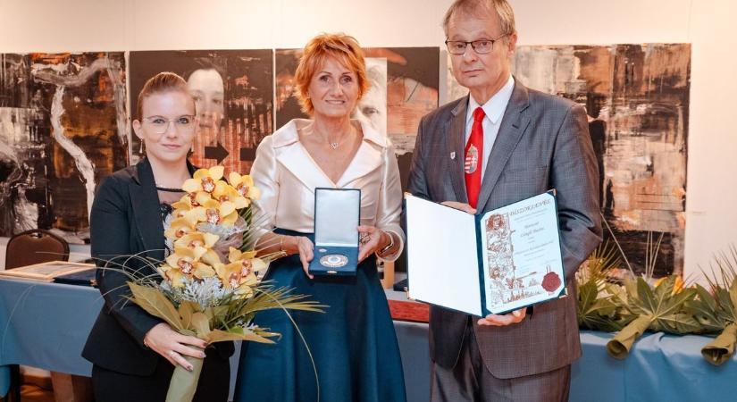 Dr. Hóvári János turkológus nevét viseli mostantól a Zrínyi-vár új rendezvényterme
