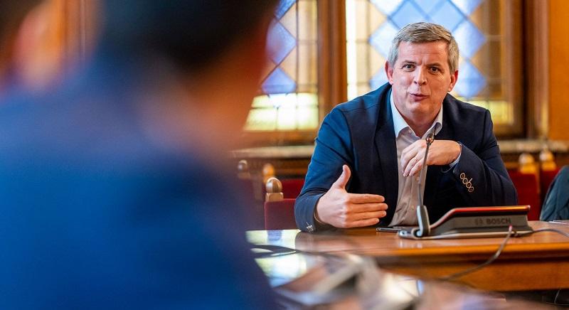 Miklós Zoltán: Logikátlanok a kormány minimálbérrel kapcsolatos döntései, perverz a hozzáállás