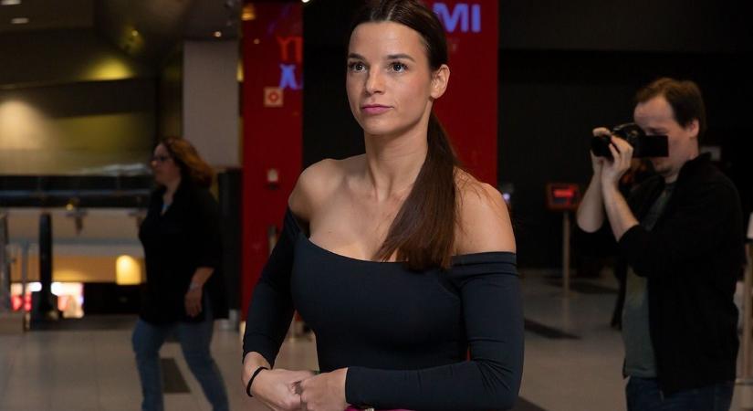 "Bohóc, mazsola..." – kemény szavakkal üzent Berki Mazsinak a nő, aki az ő életét élni