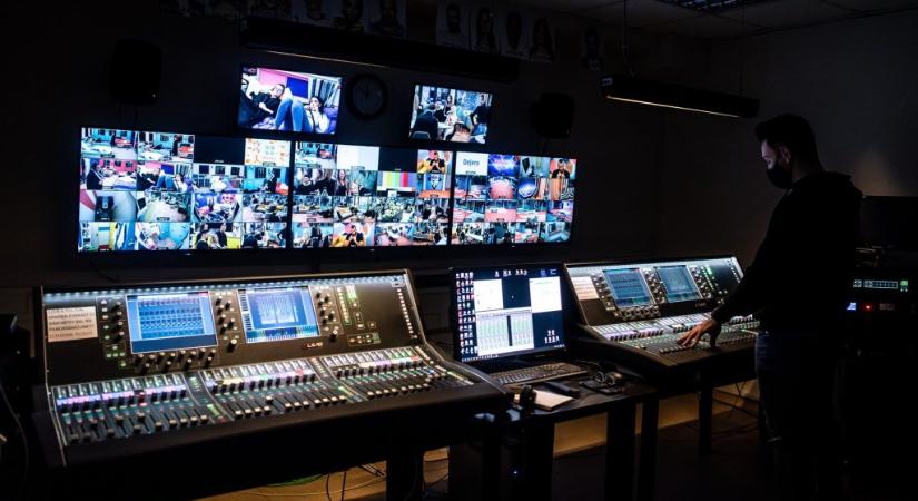 Visszaállította a kormány a kereskedelmi rádiók és tévék díjfizetési kötelezettségét