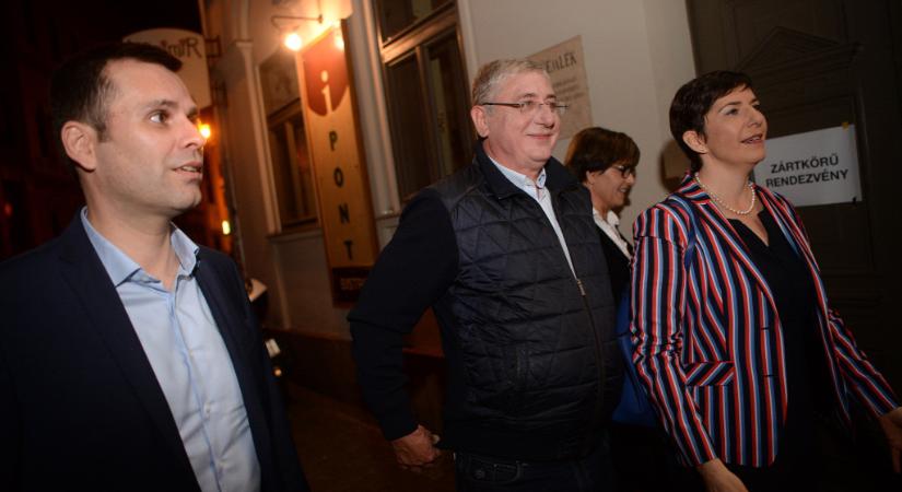 Nézze meg, milyen szánalmas, bukott emberekből áll Gyurcsányék "árnyékkormánya"!