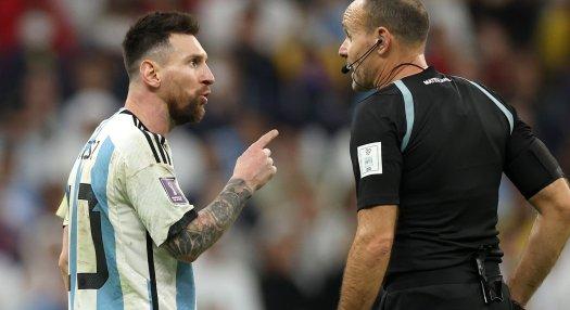 „Messi szörnyen viselkedett!” – az argentin-holland bírája mesélt a negyeddöntőről