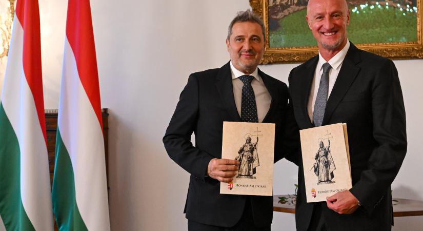 Marco Rossi és Cosimo Inguscio magyar állampolgár lett