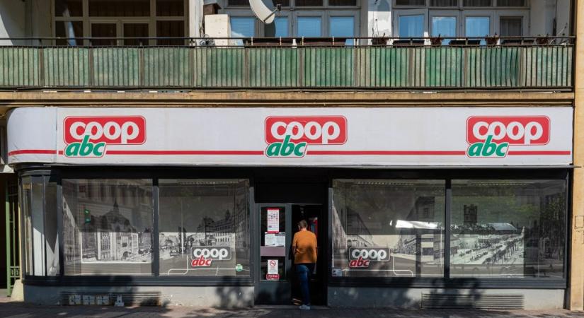 Coop mézes puszedliket hívtak vissza