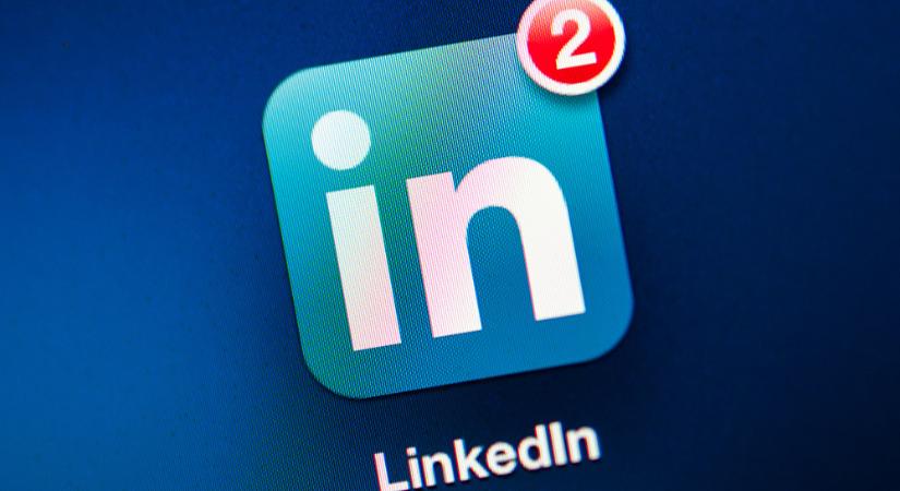 A LinkedIn is a mesterséges intelligenciával erősít